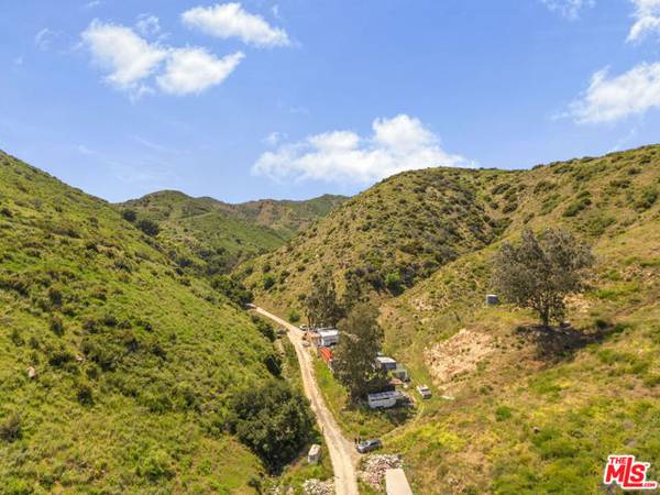 24069 Dayton Canyon Road, West Hills (los Angeles), CA 91304