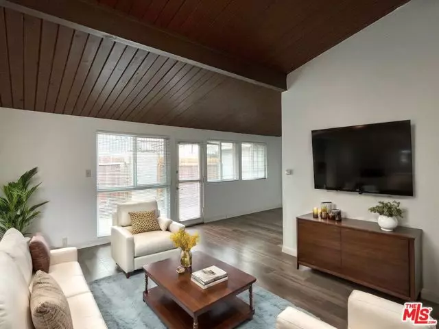 4419 W Rosecrans Avenue, Hawthorne, CA 90250