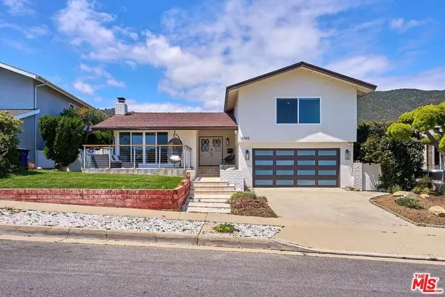 Malibu, CA 90265,18345 Wakecrest Drive