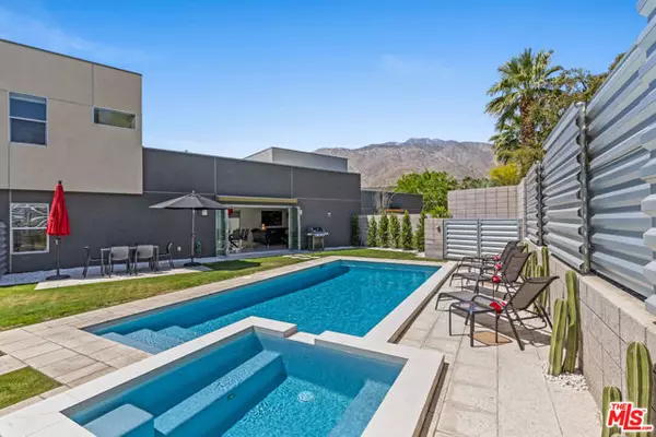 1052 Audrey Drive, Palm Springs, CA 92262