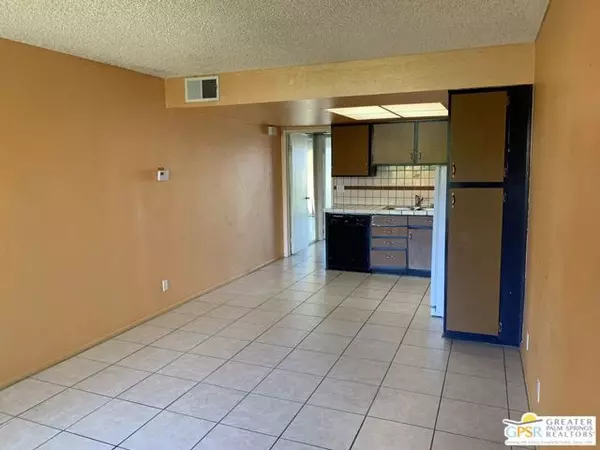 Desert Hot Springs, CA 92240,9653 Spyglass Avenue #107