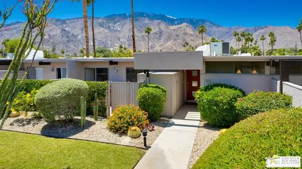 Palm Springs, CA 92262,784 E Vista Chino