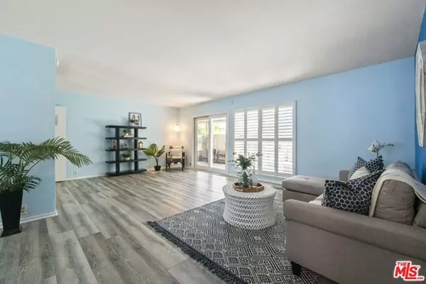 North Hollywood (los Angeles), CA 91606,6259 Coldwater Canyon Avenue #21