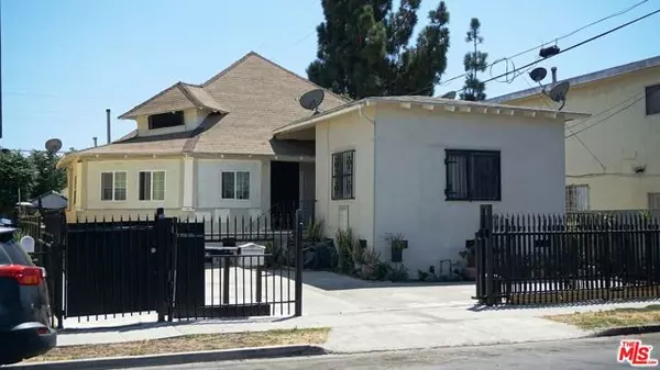 242 W 46th Street, Los Angeles, CA 90037