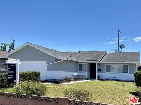 1456 N 8th Place, Port Hueneme, CA 93041