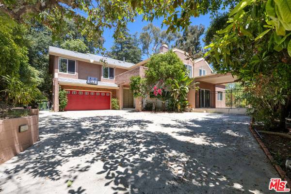 3172 Toppington Drive, Beverly Hills, CA 90210