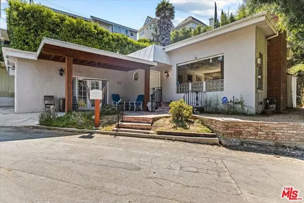 8683 Appian Way, Los Angeles, CA 90046