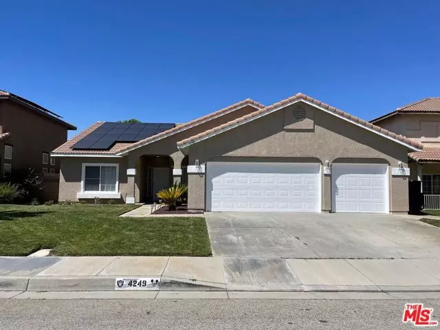 4249 Sungate Drive, Palmdale, CA 93551