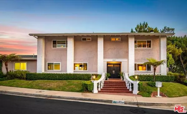 8407 Skyline Drive, Los Angeles, CA 90046