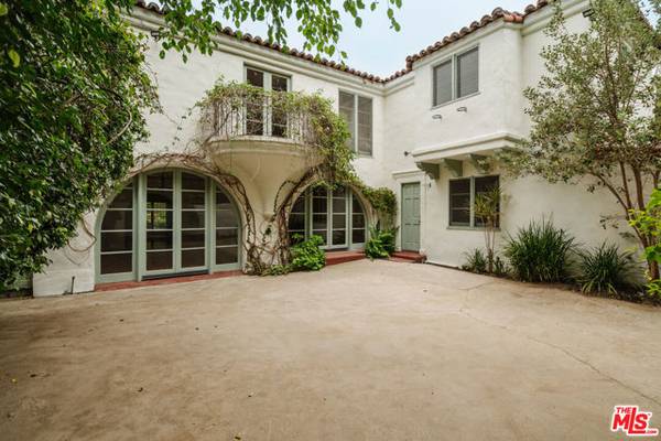 1518 N Beverly Drive, Beverly Hills, CA 90210