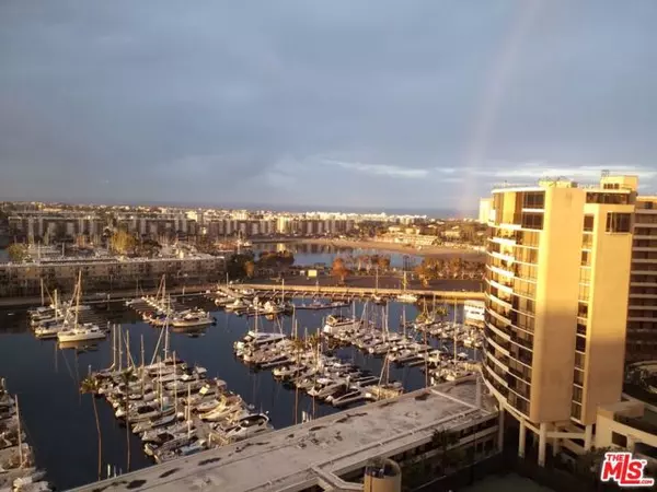 Marina Del Rey, CA 90292,4314 Marina City #PH17