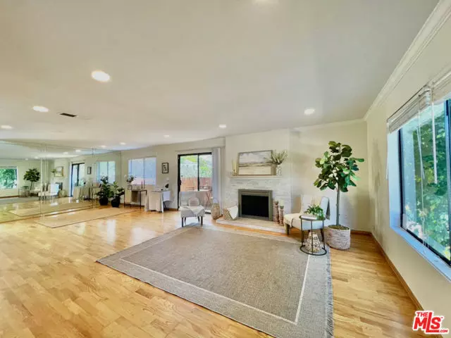 4257 Laurel Canyon Boulevard #4, Studio City (los Angeles), CA 91604