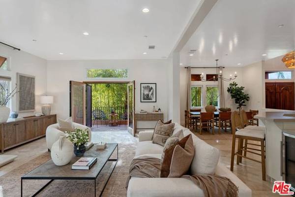 4886 Calderon Road, Woodland Hills (los Angeles), CA 91364