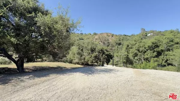 Topanga (los Angeles), CA 90290,22112 Monte Vista Drive