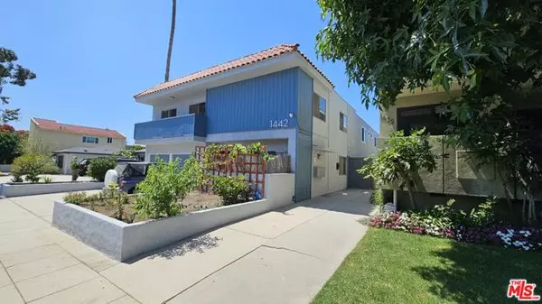 Santa Monica, CA 90404,1442 Yale Street #5