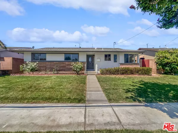 19231 Newland Street, Huntington Beach, CA 92646