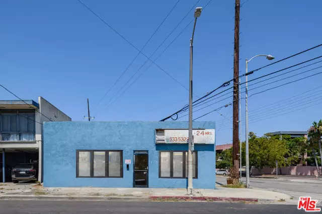 1641 S Longwood Avenue, Los Angeles, CA 90019