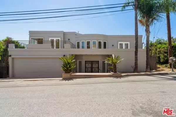 1425 N Tigertail Road, Los Angeles, CA 90049