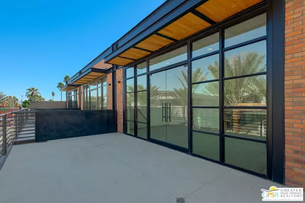 Palm Springs, CA 92262,111 N Palm Canyon Drive #201