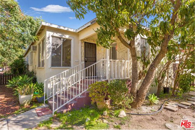 8595 Higuera Street #Front Unit, Culver City, CA 90232