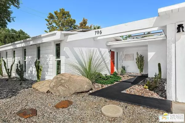 796 E Racquet Club Road, Palm Springs, CA 92262