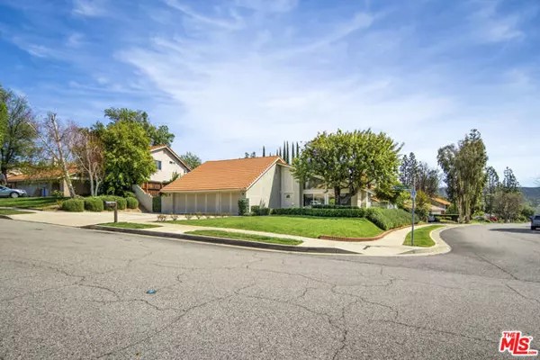 22634 Town Crier Road, Calabasas, CA 91302