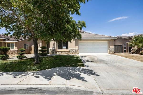 1761 E Avenue H5, Lancaster, CA 93535