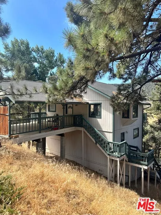 9216 Whispering Pines Road, Frazier Park, CA 93225