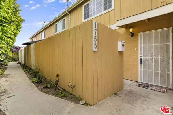 Lomita, CA 90717,1755 257th Street