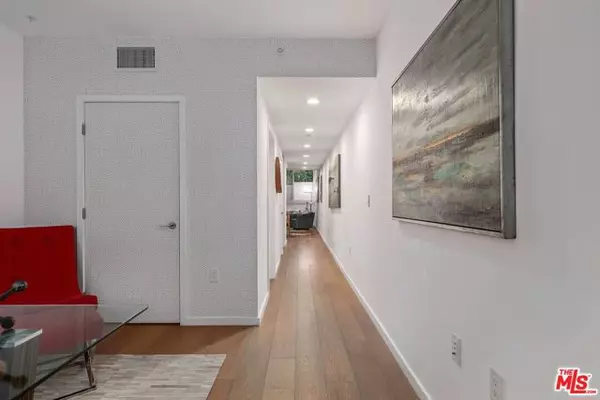 Santa Monica, CA 90401,1705 Ocean Avenue #108