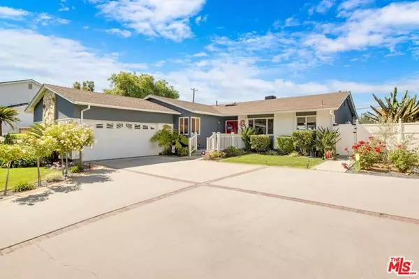 10608 Ledeen Drive, Sylmar (los Angeles), CA 91342