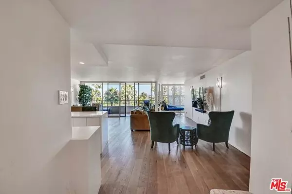 Marina Del Rey, CA 90292,4337 Marina City Drive #249