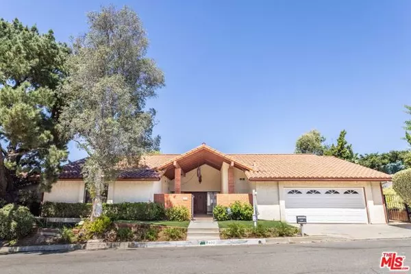 8400 Skyline Drive, Los Angeles, CA 90046