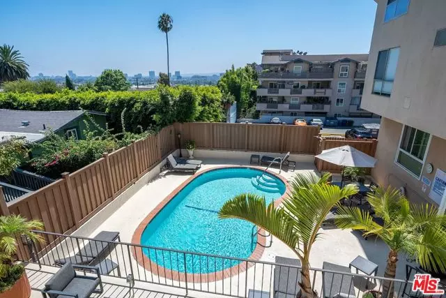 1010 Palm Avenue #207, West Hollywood, CA 90069