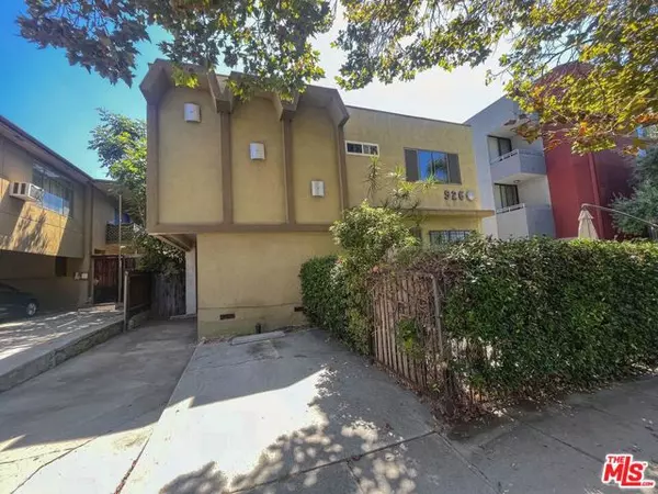 926 N Hudson Avenue, Los Angeles, CA 90038