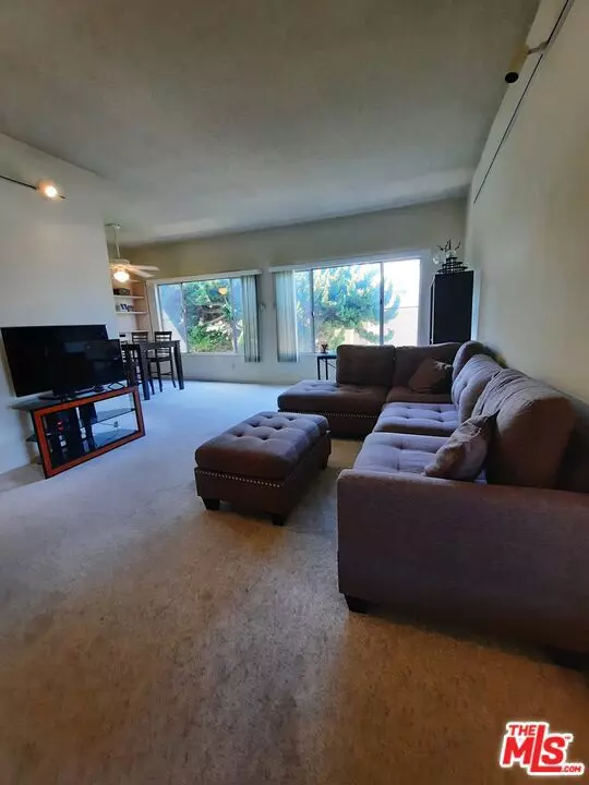 Santa Monica, CA 90403,1021 5th Street #207