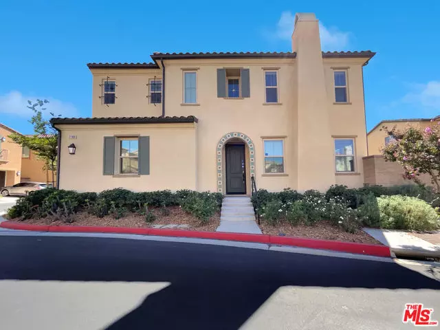 Santa Clarita, CA 91350,27309 Sandstone Place