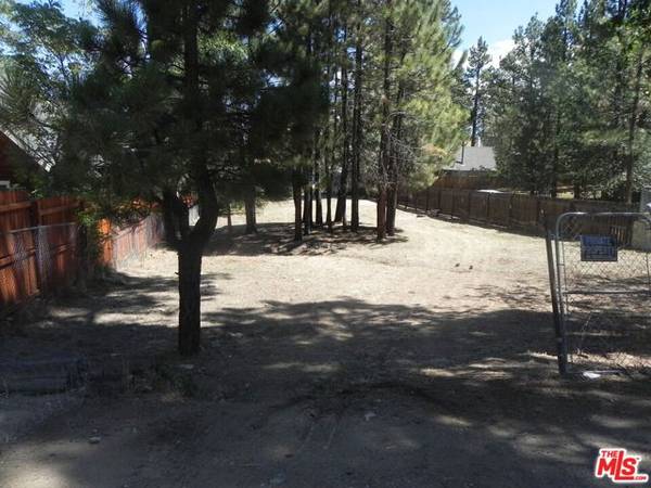 40188 Highland Road, Big Bear City, CA 92315