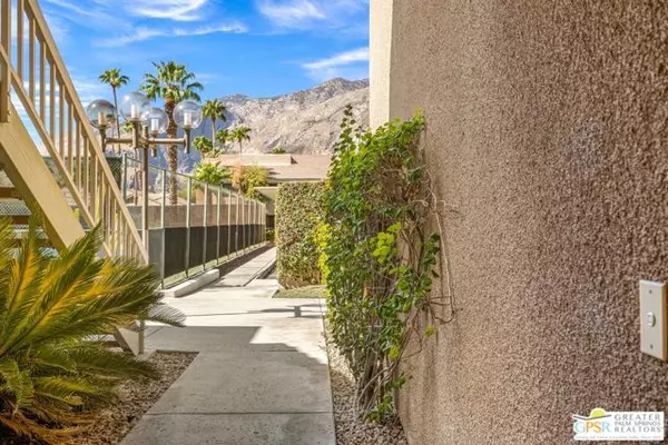 Palm Springs, CA 92262,605 E Amado Road #618