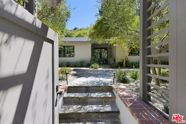 3211 Oakdell Road, Studio City (los Angeles), CA 91604