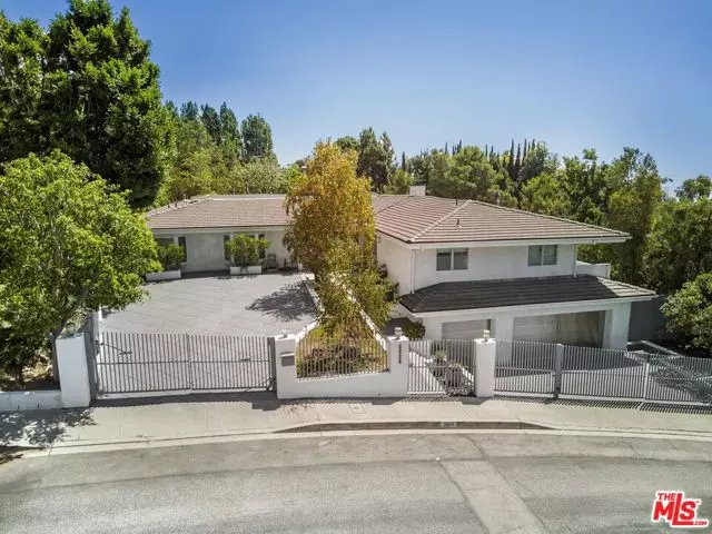 9626 Highridge Drive, Beverly Hills, CA 90210