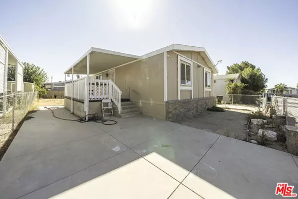 Rosamond, CA 93560,3303 Sierra Highway #17