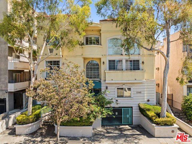 1342 N Sierra Bonita Avenue #102, West Hollywood, CA 90046