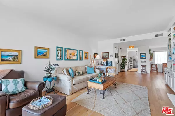 Marina Del Rey, CA 90292,310 Tahiti Way #212