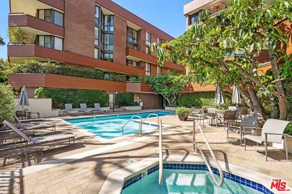 300 N Swall Drive #308, Beverly Hills, CA 90211