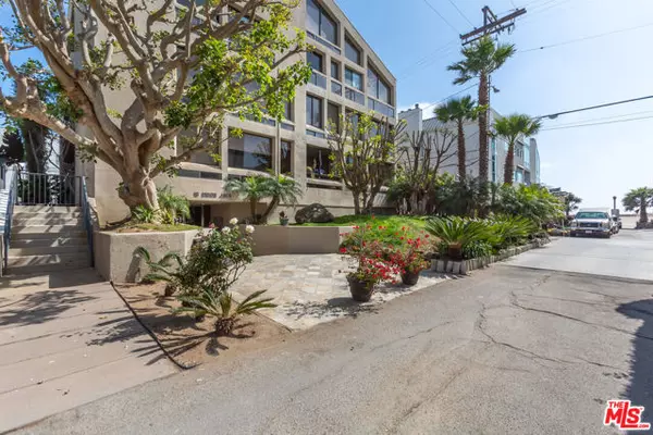 Marina Del Rey, CA 90292,18 Union Jack Street #302