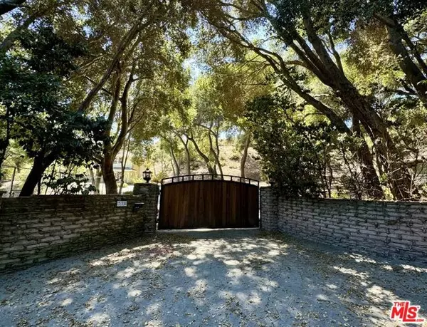 Calabasas, CA 91302,730 Crater Camp Drive