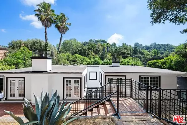 2563 Hutton Drive, Beverly Hills, CA 90210