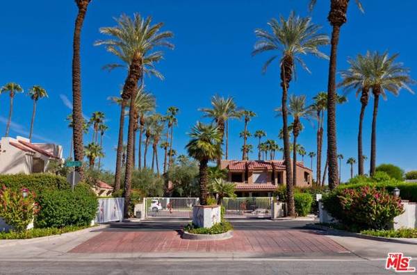 2700 Lawrence Crossley Road #105, Palm Springs, CA 92264