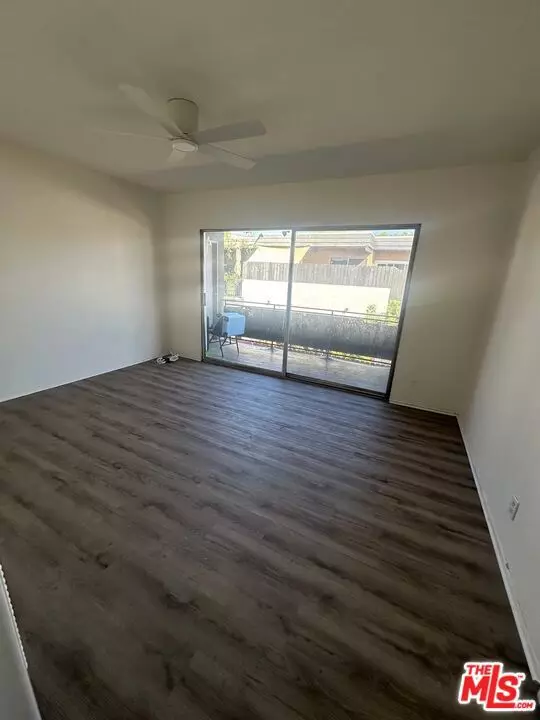 Los Angeles, CA 90066,3743 Mclaughlin Avenue #9